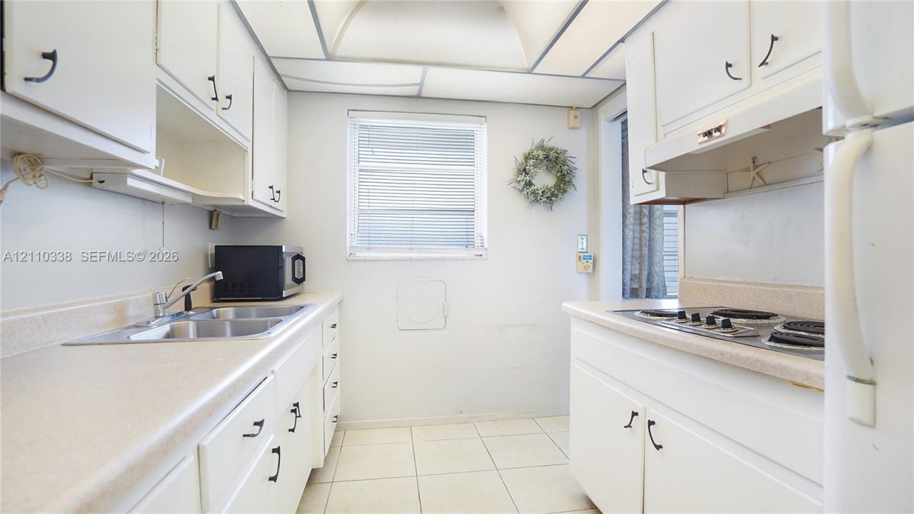 401 N Riverside Dr, Unit 105, Pompano Beach, FL 33062 Photo