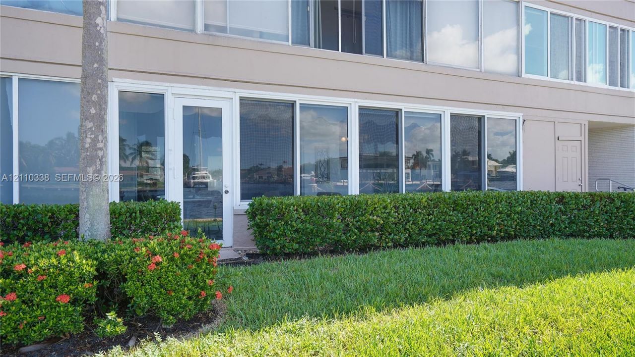 401 N Riverside Dr, Unit 105, Pompano Beach, FL 33062 Photo