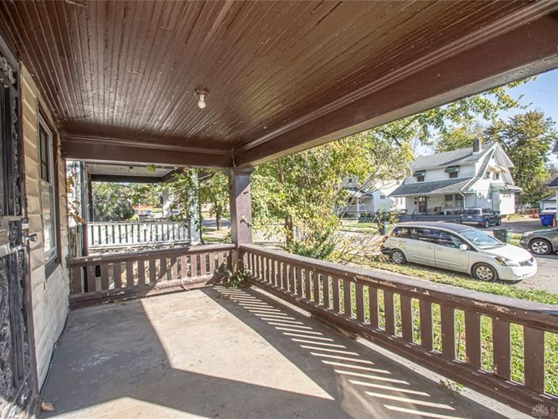 843 Saint Agnes Avenue, Dayton, OH 45402 Photo 2