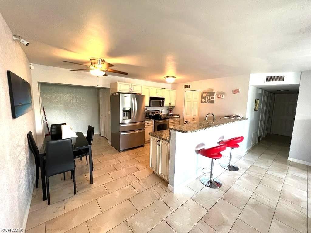 883 Coconut Cir E, Naples, FL 34104 Photo