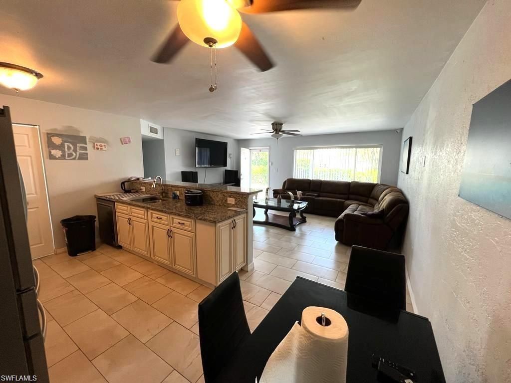 883 Coconut Cir E, Naples, FL 34104 Photo