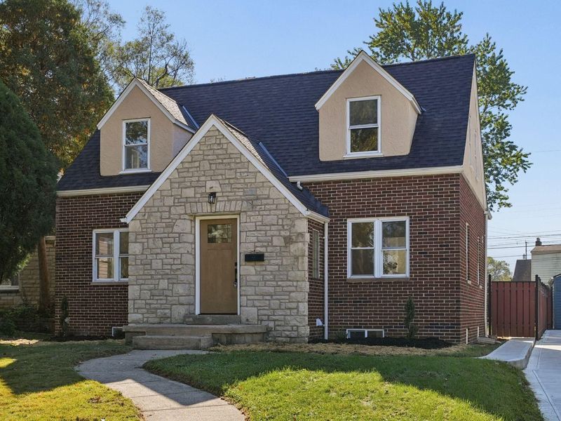 1553 Melrose Avenue, Columbus, OH 43224 Photo 2