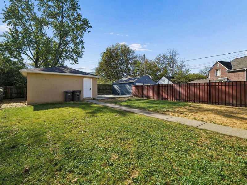 1553 Melrose Avenue, Columbus, OH 43224 Photo 27