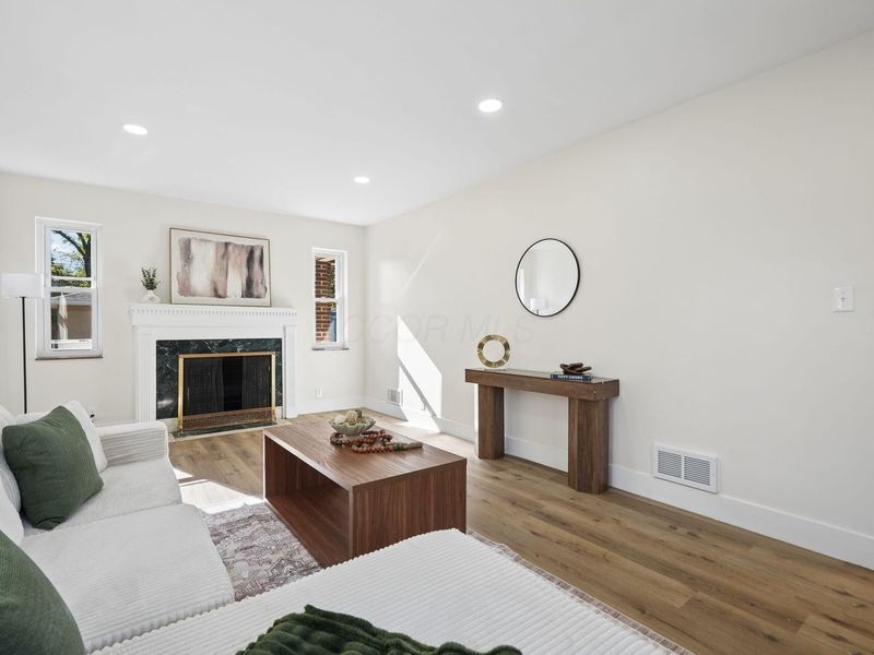 1553 Melrose Avenue, Columbus, OH 43224 Photo 4