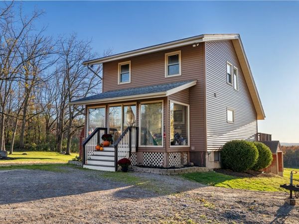 6892 Bailey Road, Groveland, NY 14462