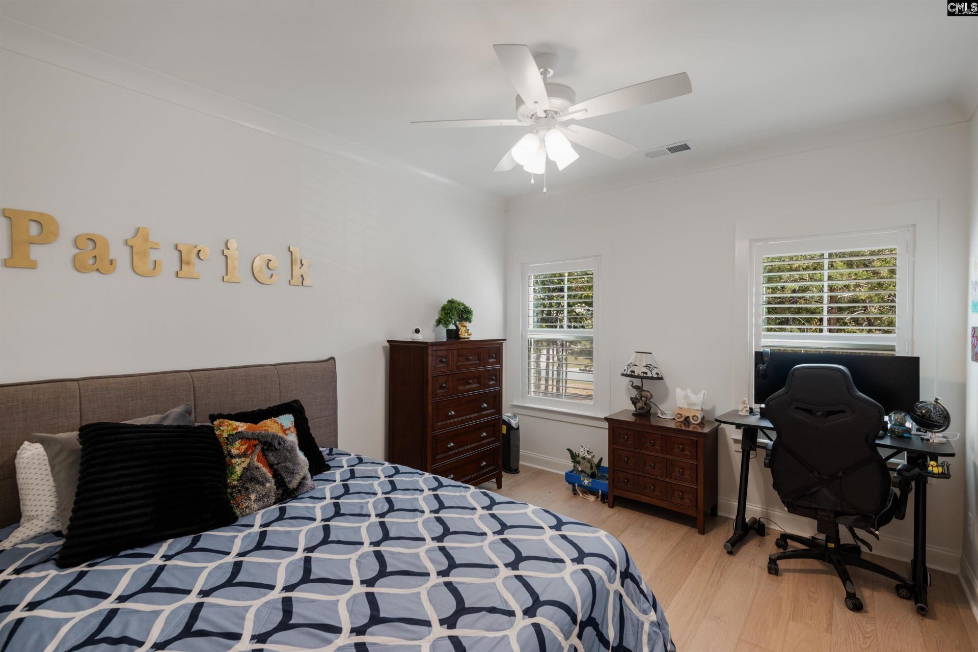 908 Salisbury Court  Photo 31