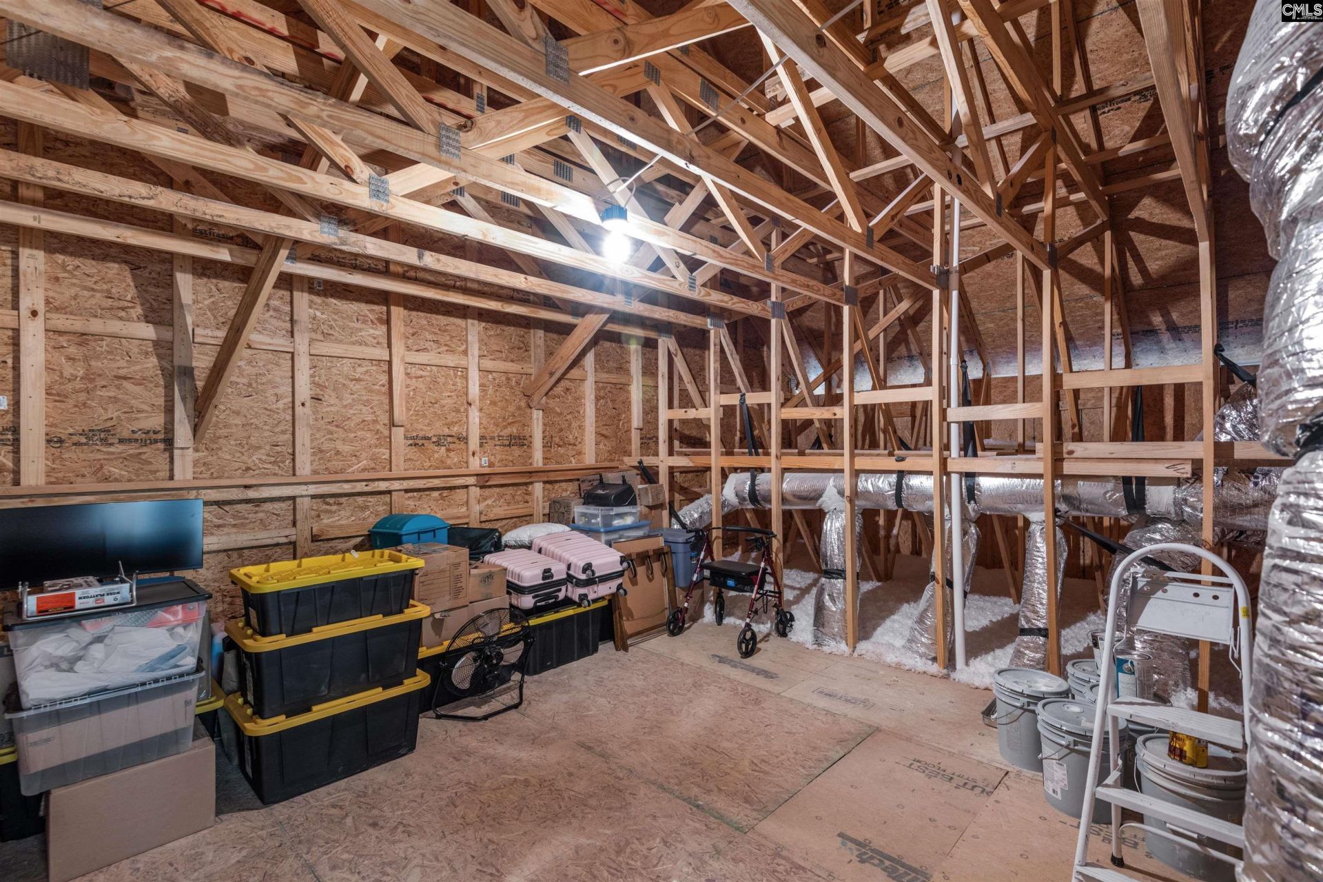 908 Salisbury Court  Photo 35