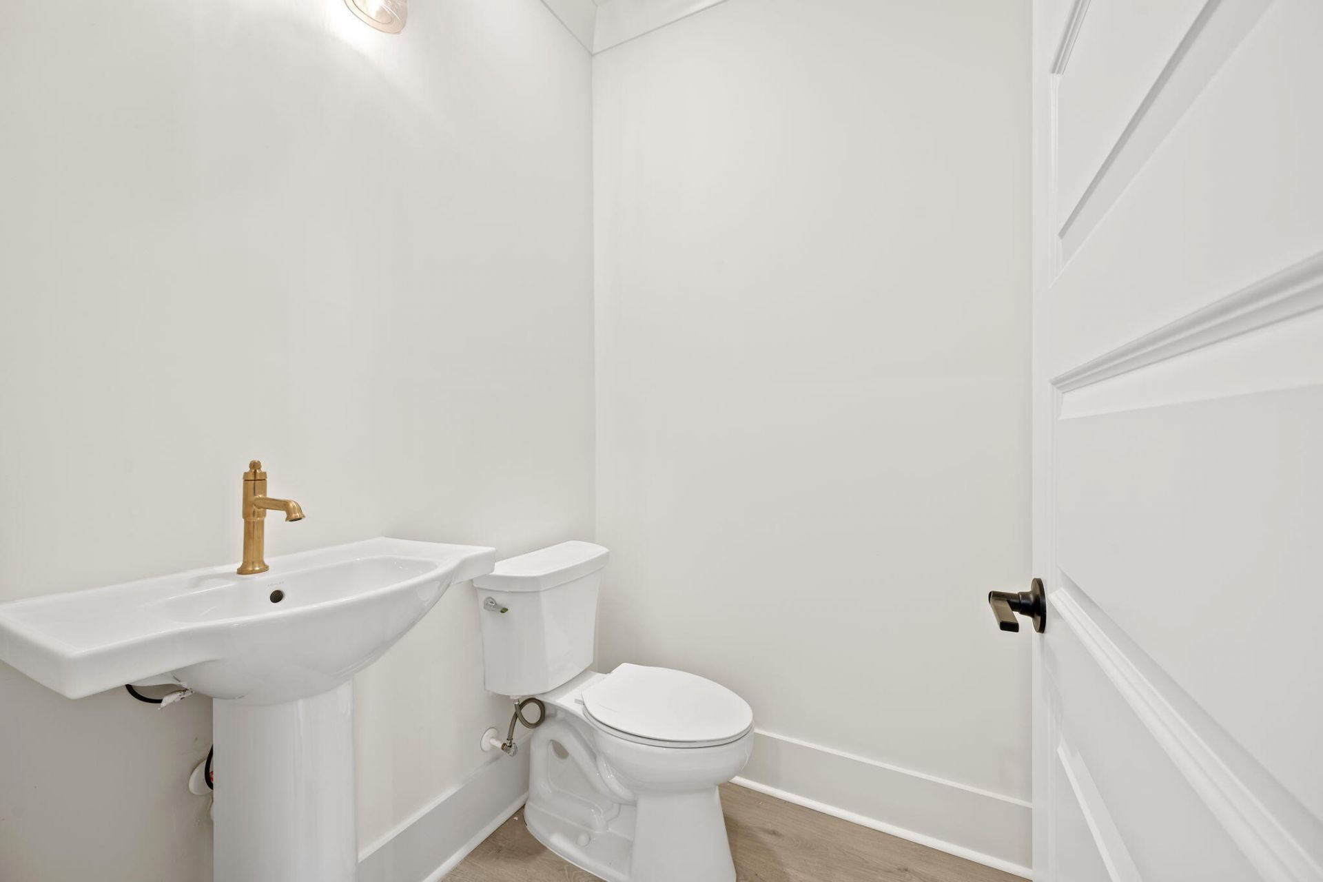 304 Livewell Court Photo 17