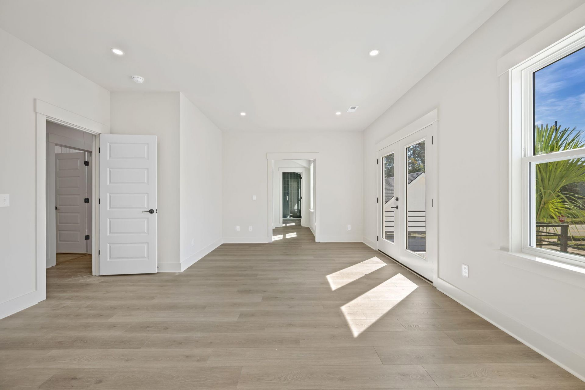304 Livewell Court Photo 40