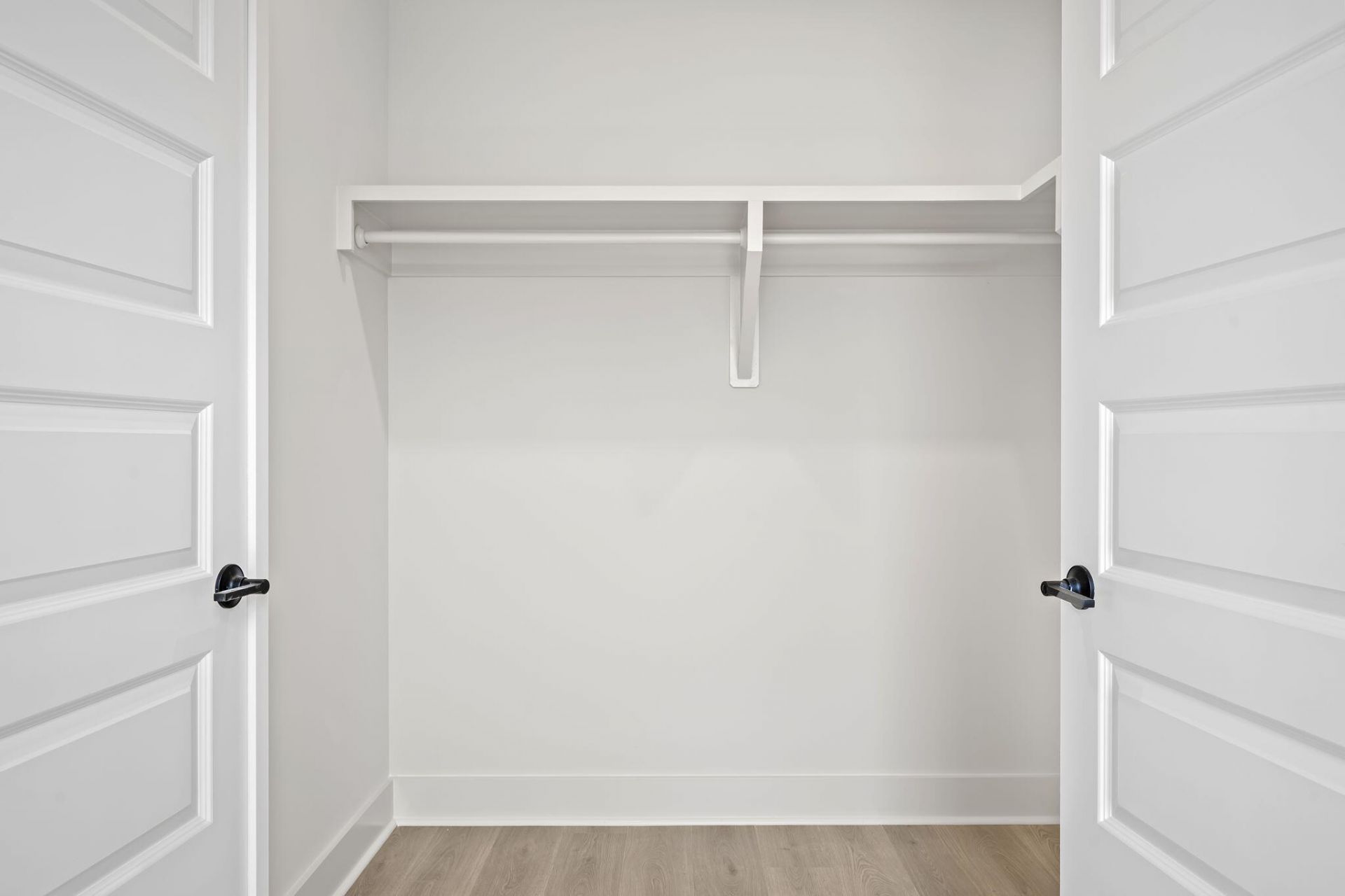 304 Livewell Court Photo 42