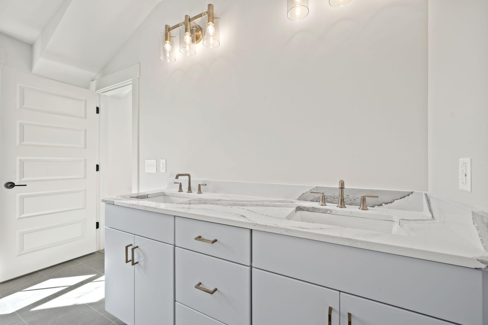 304 Livewell Court Photo 46