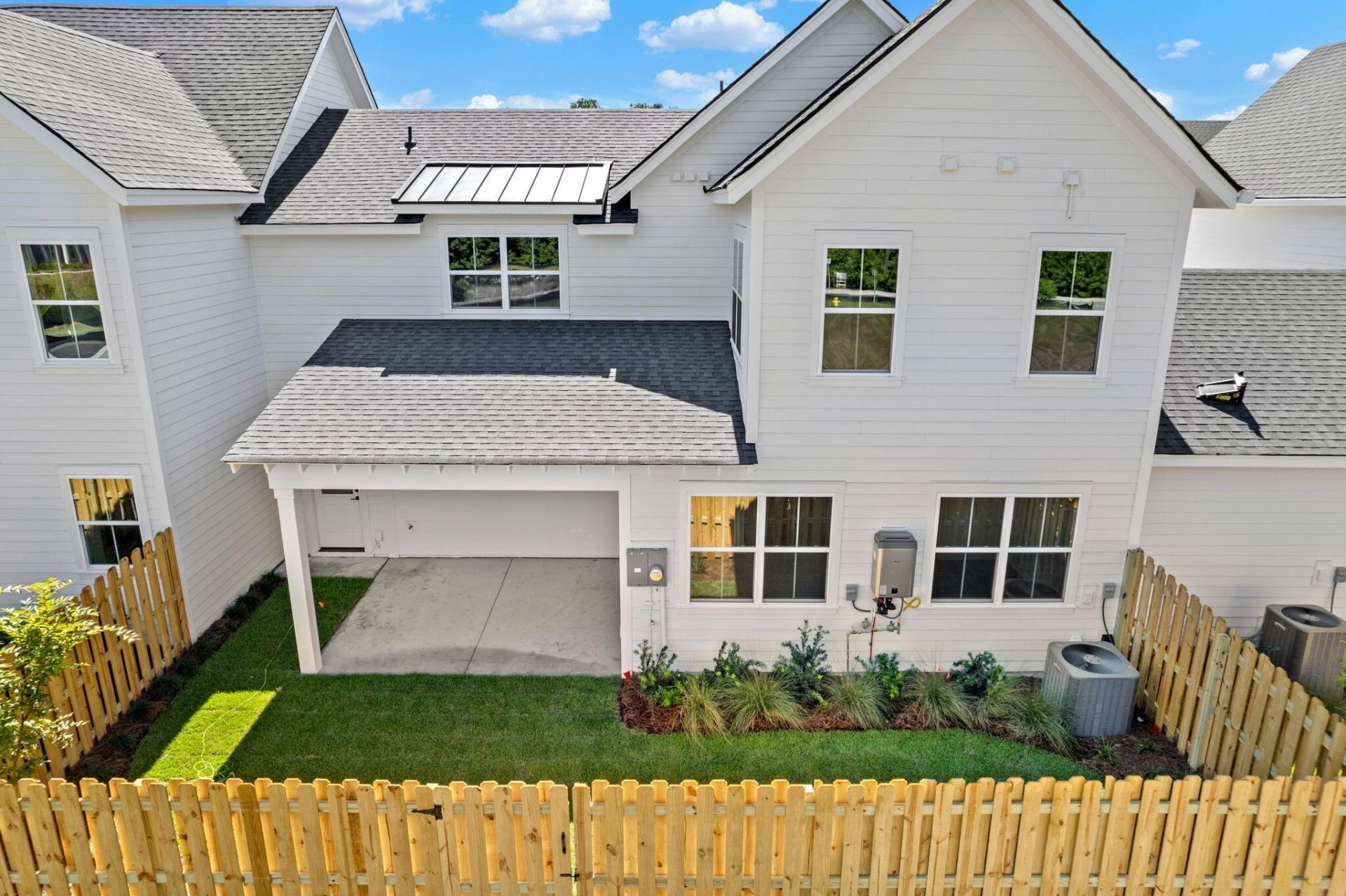 304 Livewell Court Photo 5