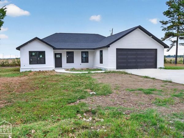 436 Crestmont Circle, Gosnell, AR 72315