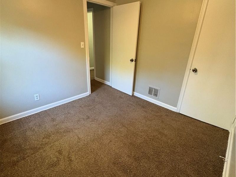 732 West Street , Niles, OH 44446 Photo 12
