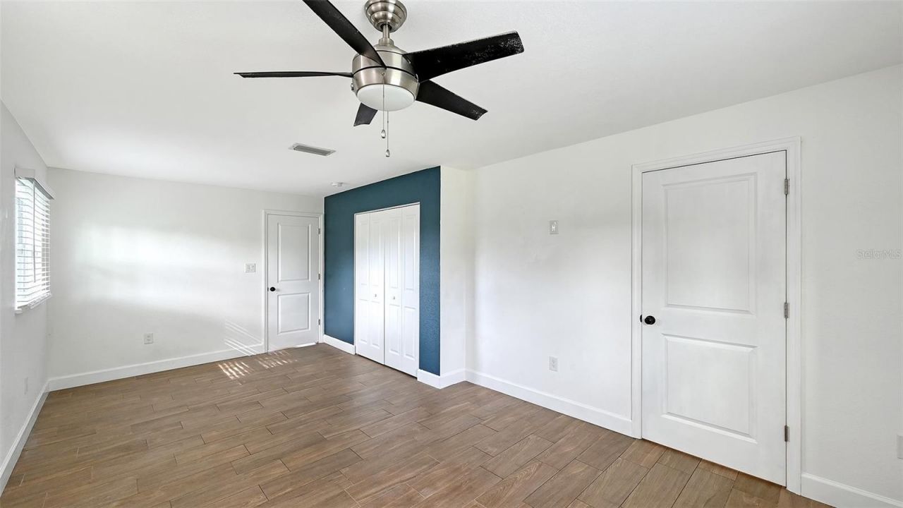 5044 Brookmeade Drive , Sarasota, FL 34232 Photo