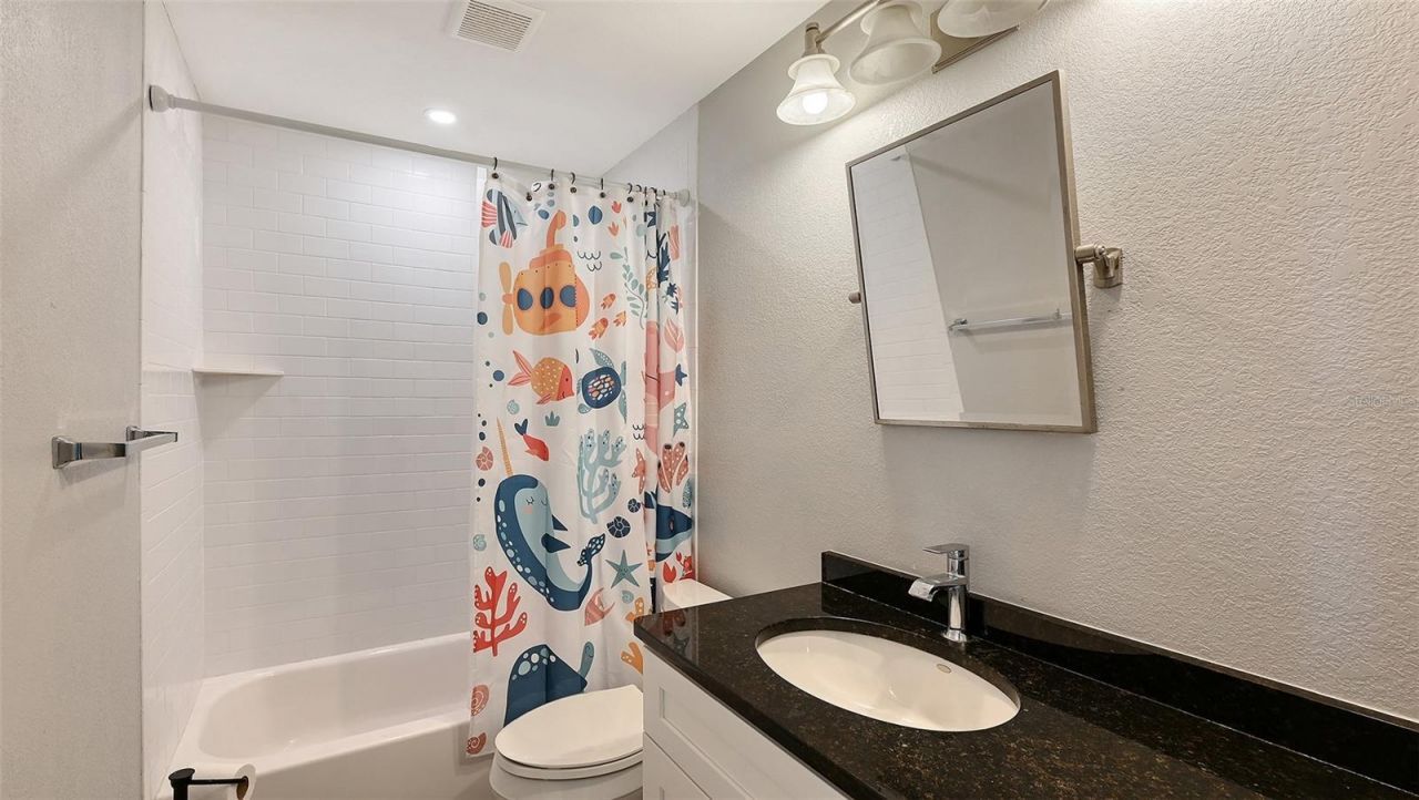 5044 Brookmeade Drive , Sarasota, FL 34232 Photo