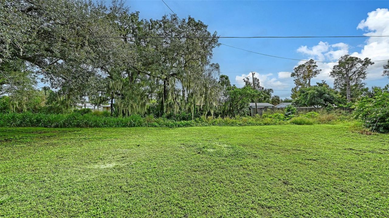 5044 Brookmeade Drive , Sarasota, FL 34232 Photo