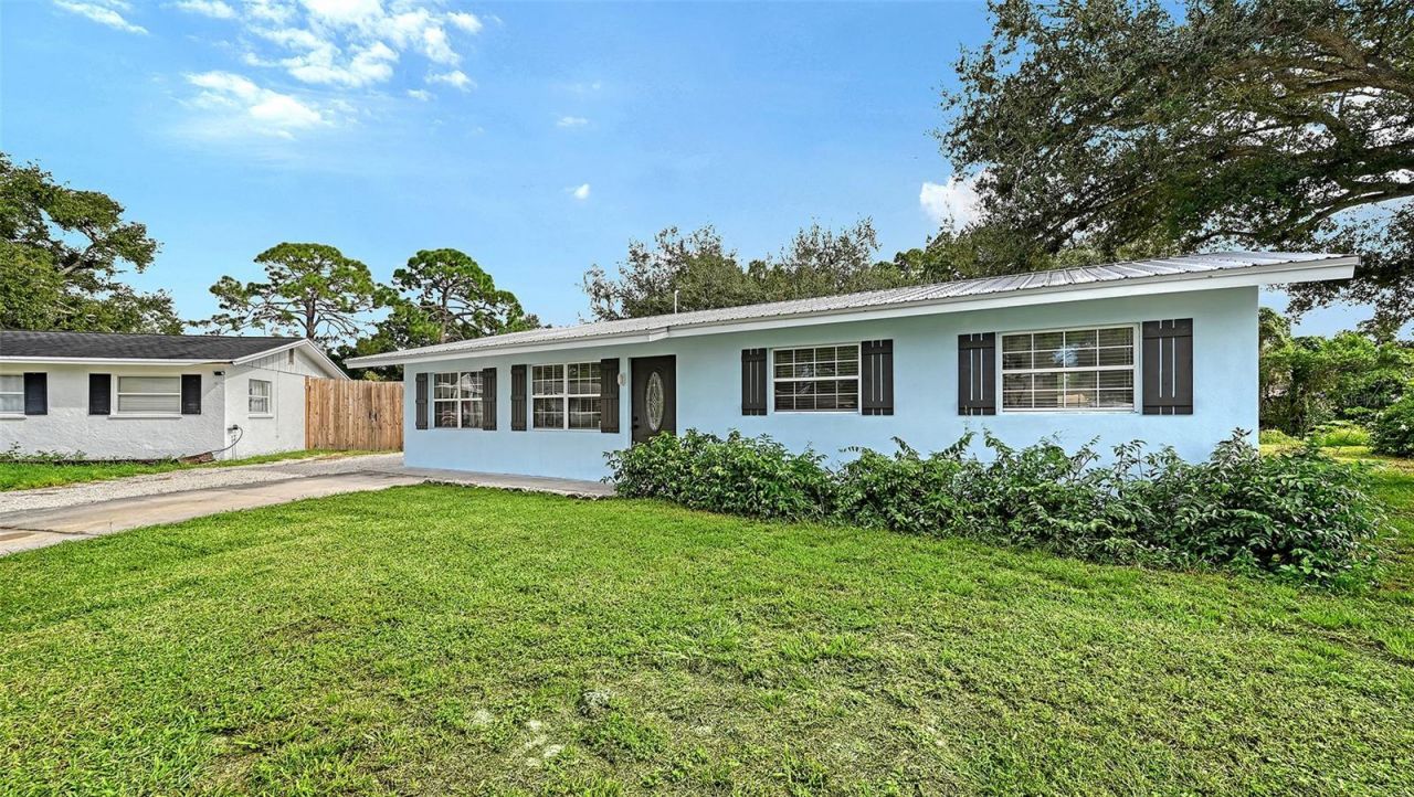 5044 Brookmeade Drive , Sarasota, FL 34232 Photo