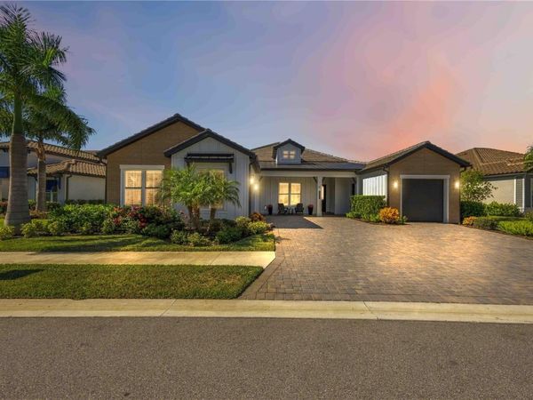 18035 HOME RUN DRIVE, VENICE, FL 34293