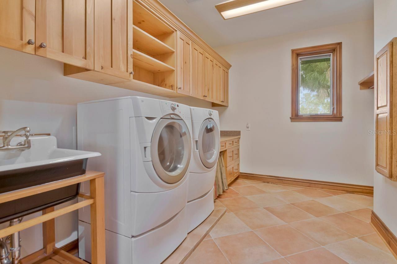 109 Old Oak Lane, Palm Harbor, FL 34683 Photo