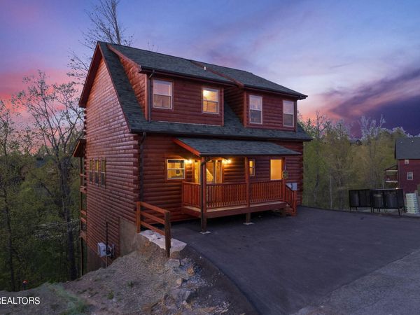 678 Stockton Drive , Sevierville, TN 37876