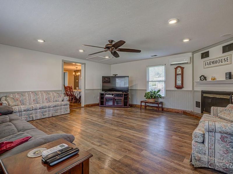 961 Oxford Street, Millville, OH 45013 Photo 3