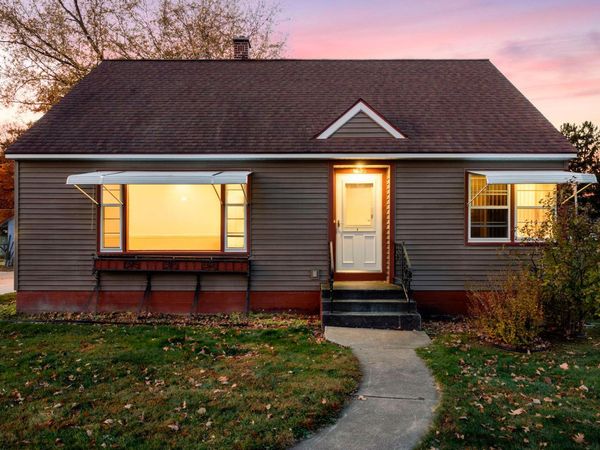 1695 2nd Avenue, Cumberland, WI 54829