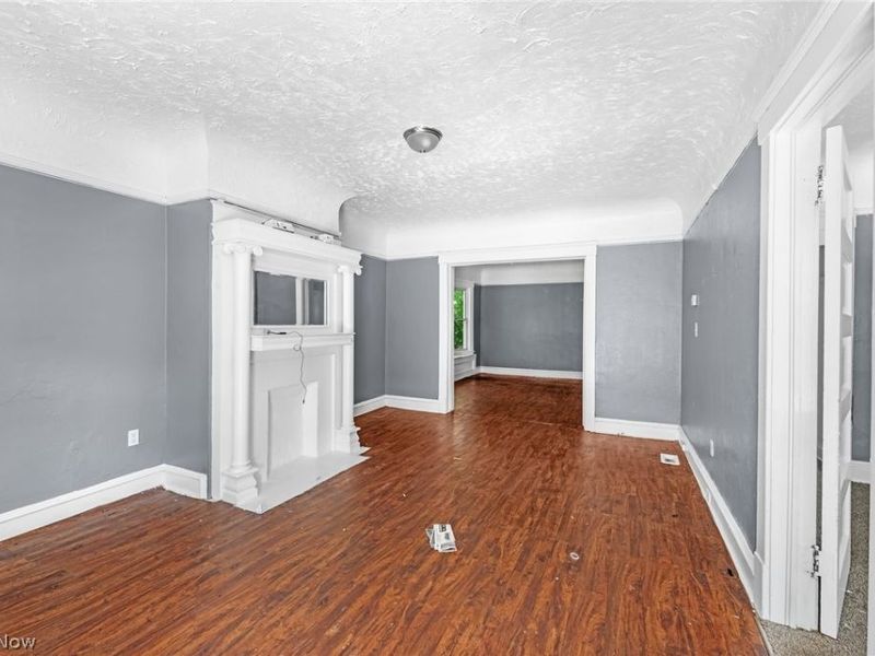 7915 Linwood Avenue, Cleveland, OH 44103 Photo 2