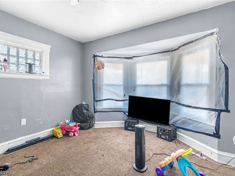 7915 Linwood Avenue, Cleveland, OH 44103 Photo 20