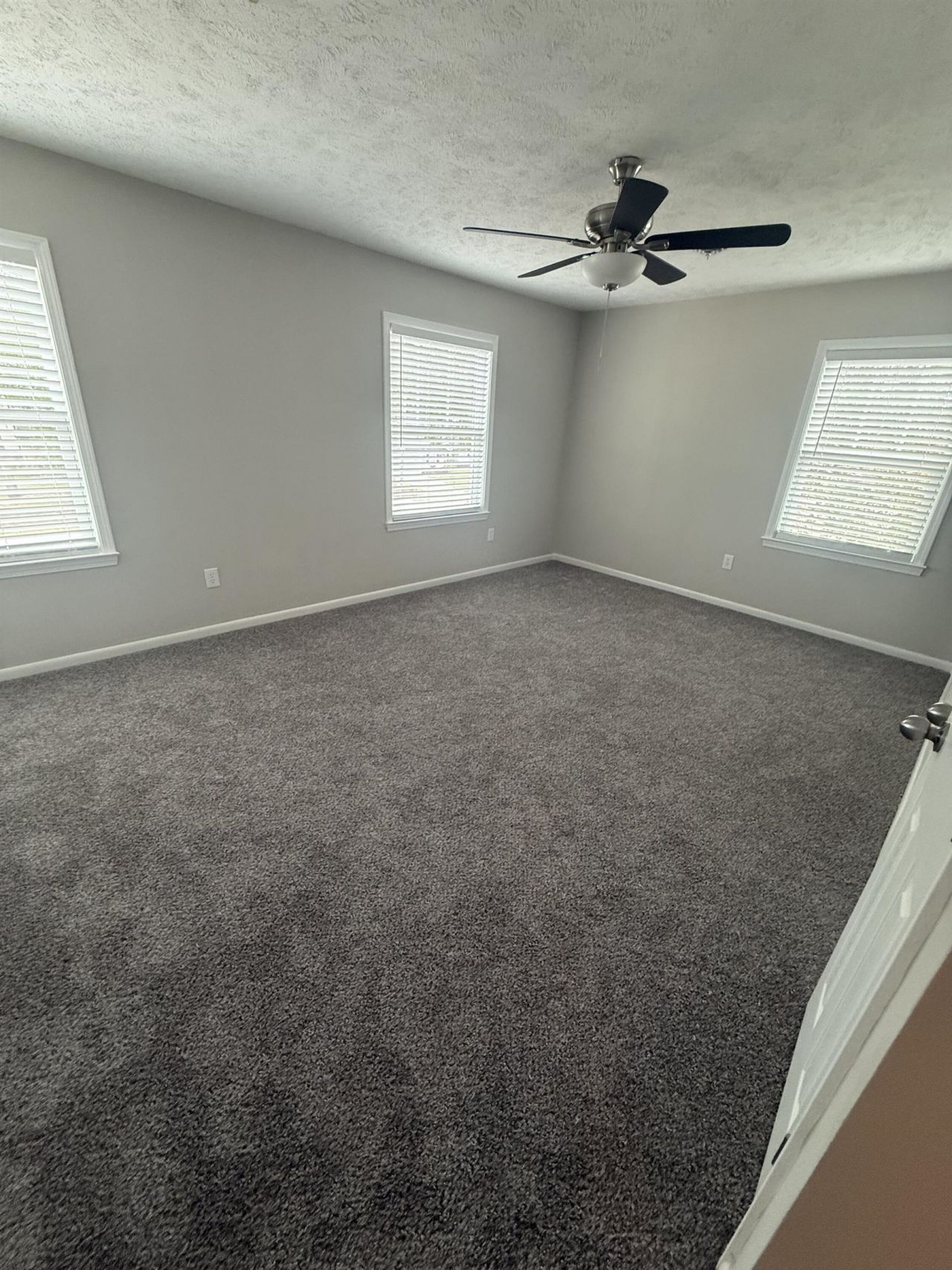 26 Smith Blvd.  Photo 11