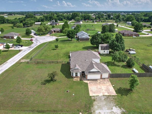 2652 Chute Drive , Oologah, OK 74053