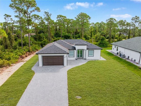 333 Lownde AVE S, LEHIGH ACRES, FL 33974