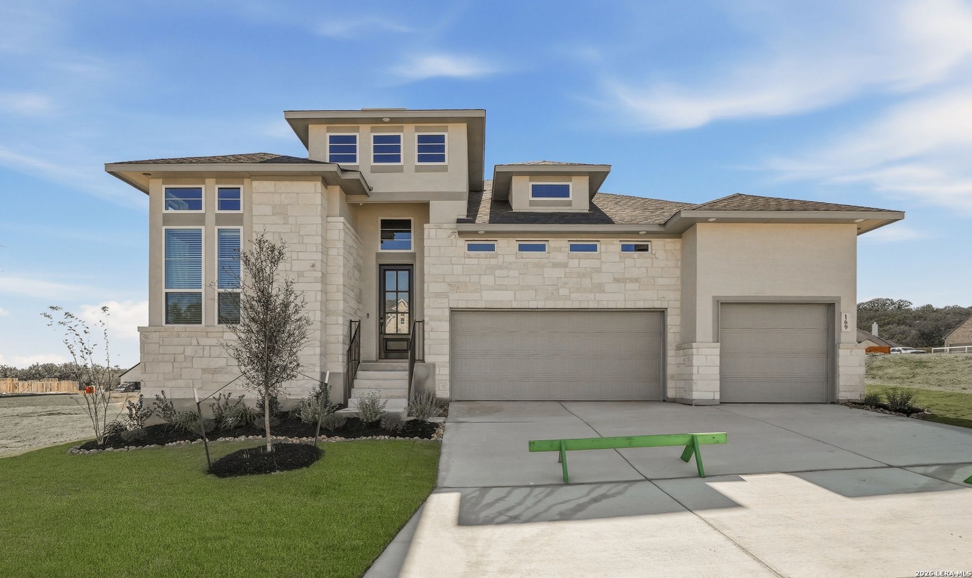 517 Lago Landing, San Antonio, TX 78263 Main Photo