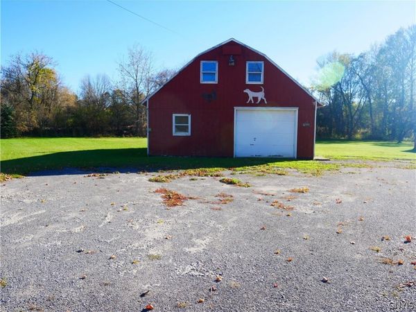 7864 E Bacon , Waterville, NY 13480