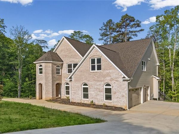 160 Tullyries Lane , Lewisville, NC 27023
