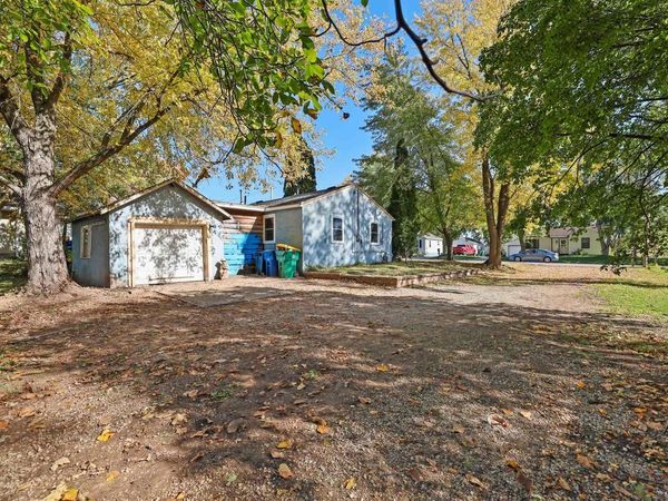 1130 LIME KILN ROAD, Green Bay, WI 54302