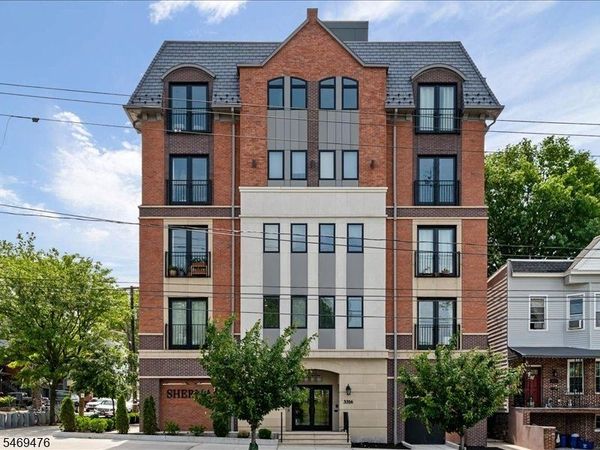 139 Sherman Pl., Jersey, NJ 07307