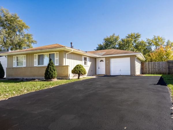 17751 Hillcrest Drive , Country Club Hills, IL 60478