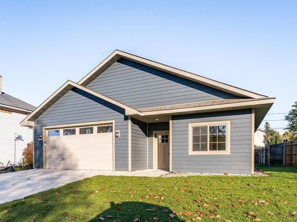 106 7th Street , Cloquet, MN 55720