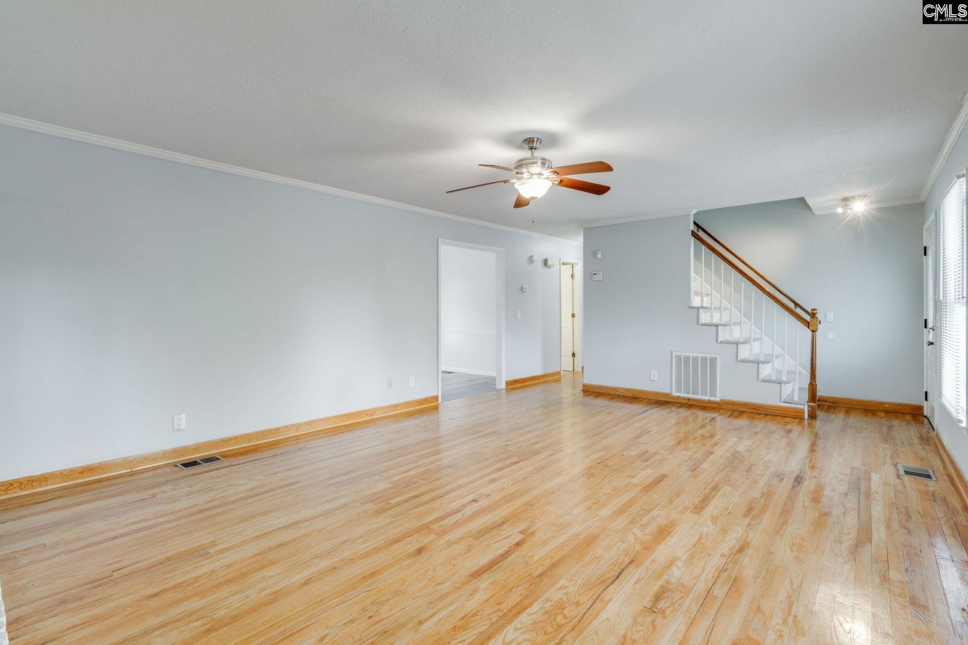 104 Tamwood Lane  Photo 8