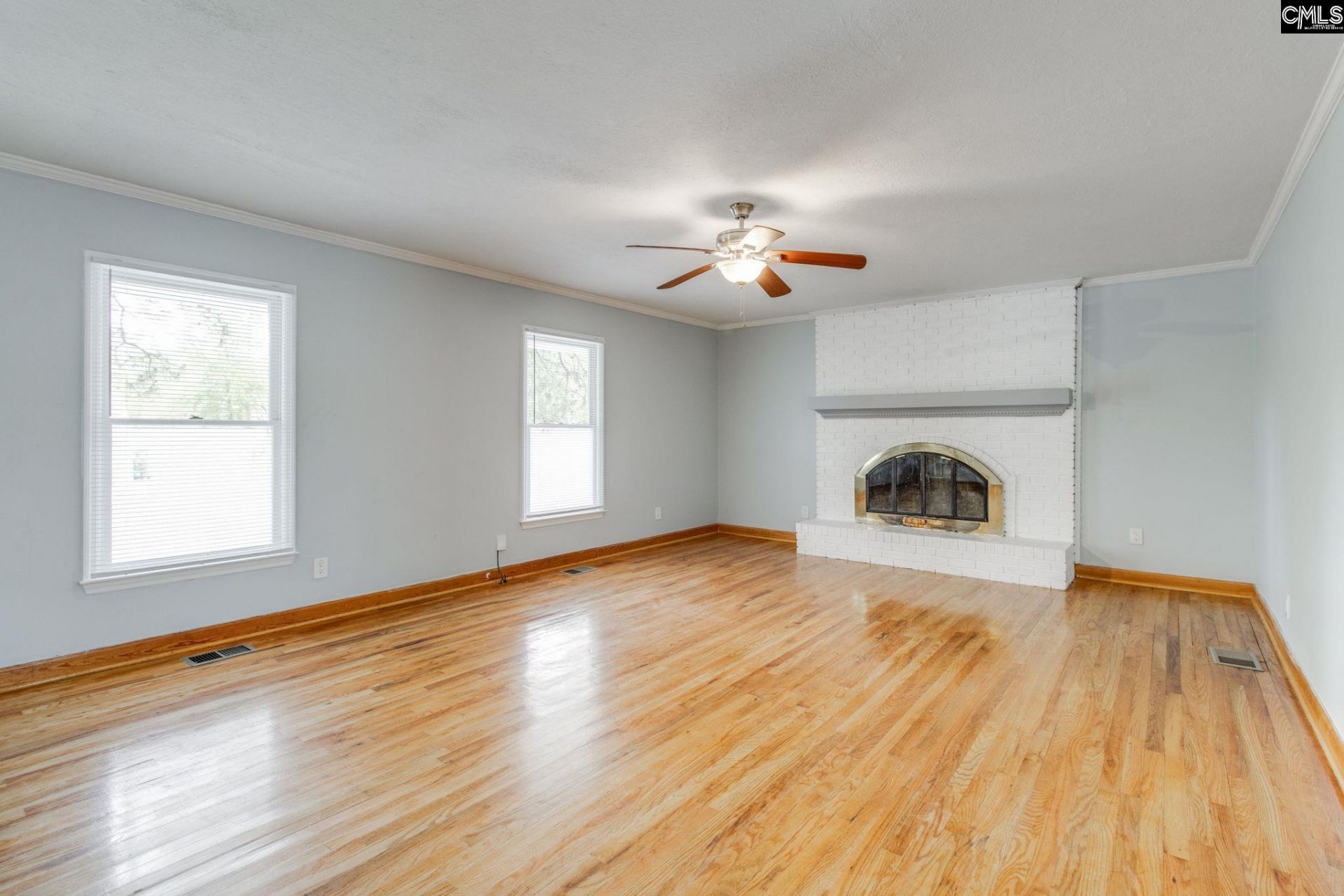 104 Tamwood Lane  Photo 6