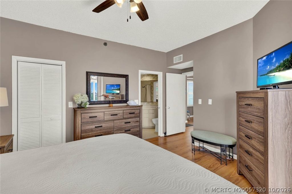 221 NE Plantation Road , Unit 403, Stuart, FL 34996 Photo