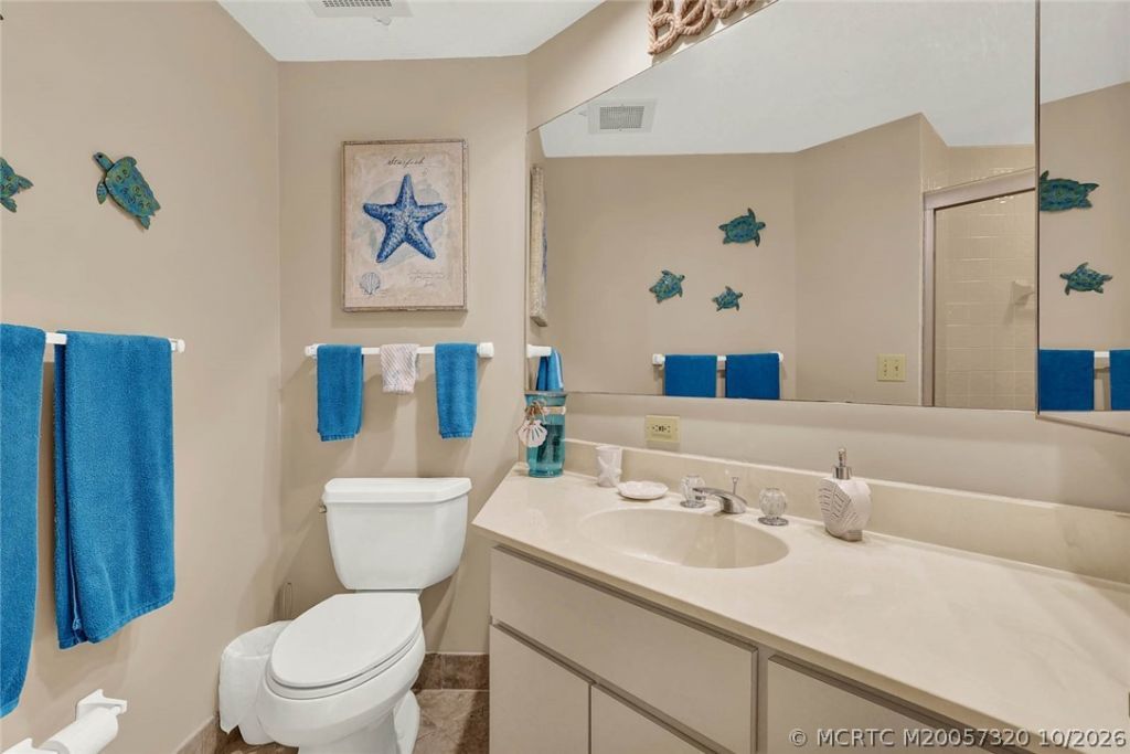 221 NE Plantation Road , Unit 403, Stuart, FL 34996 Photo
