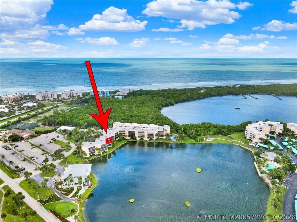 221 NE Plantation Road , Unit 403, Stuart, FL 34996 Photo