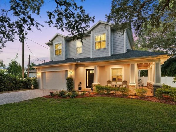 3608 E STERLING CIRCLE , TAMPA, FL 33629