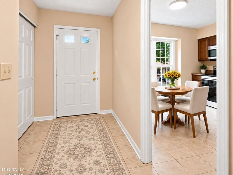 10935 Brookgreen Court, Sycamore Township, OH 45242 Photo 2