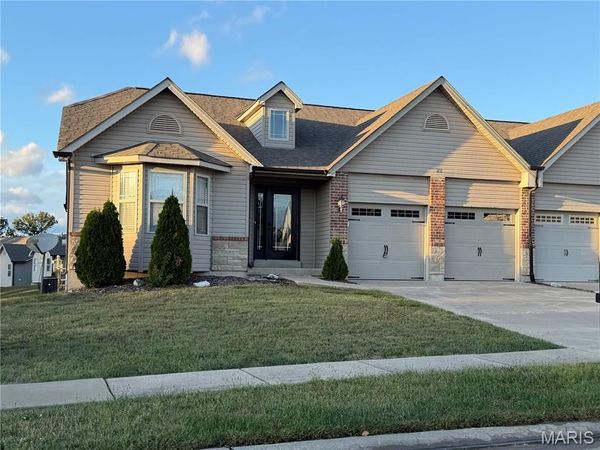 22 Ivy Brook Court , Wentzville, MO 63385