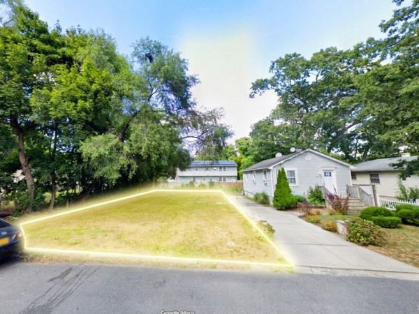 296 State Avenue , Wyandanch, NY 11798