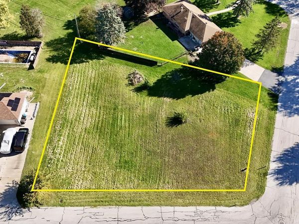 Lt8 W ABBOTT AVENUE, Greenfield, WI 53221