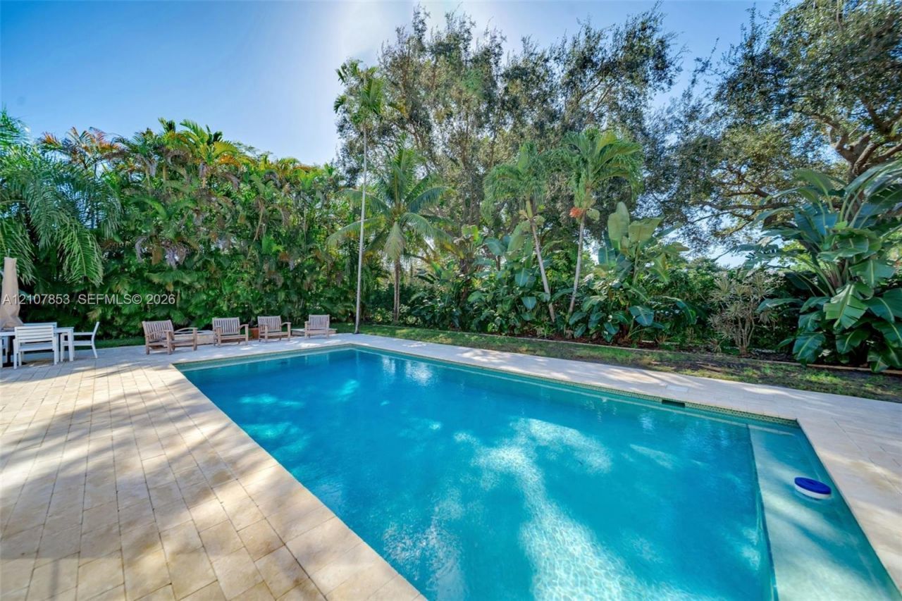 9205 N Miami Ave, Miami Shores, FL 33150 Photo